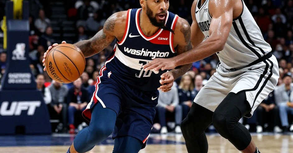 Adem Bona và bài toán mở rộng khoảng trống: Trung phong không ném được ba ở Philadelphia Adem Bona và bài toán mở rộng khoảng trống: Trung phong không ném được ba ở Philadelphia