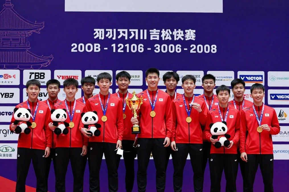 Hai lằn ranh của cầu lông Việt Nam: 74 giây chờ IRS và mùa giải không có chỗ cho chấn thương