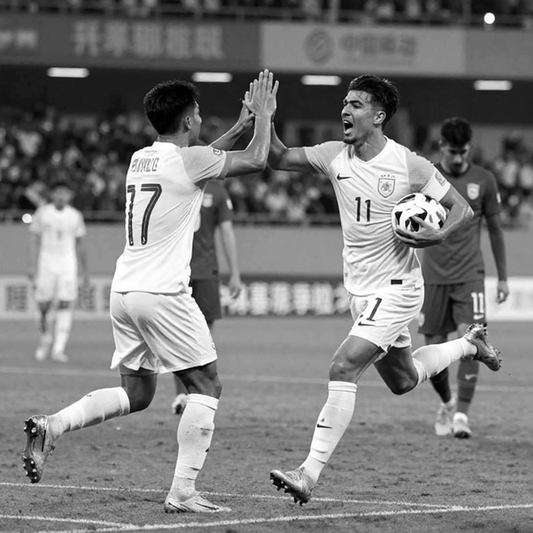 Coach Hoang Van Phuc and the Rebuilding Puzzle: Vietnam Women's Team Must Be Bolder in the Asiad 2026 Quarterfinal Coach Hoang Van Phuc and the Rebuilding Puzzle: Vietnam Women's Team Must Be Bolder in the Asiad 2026 Quarterfinal