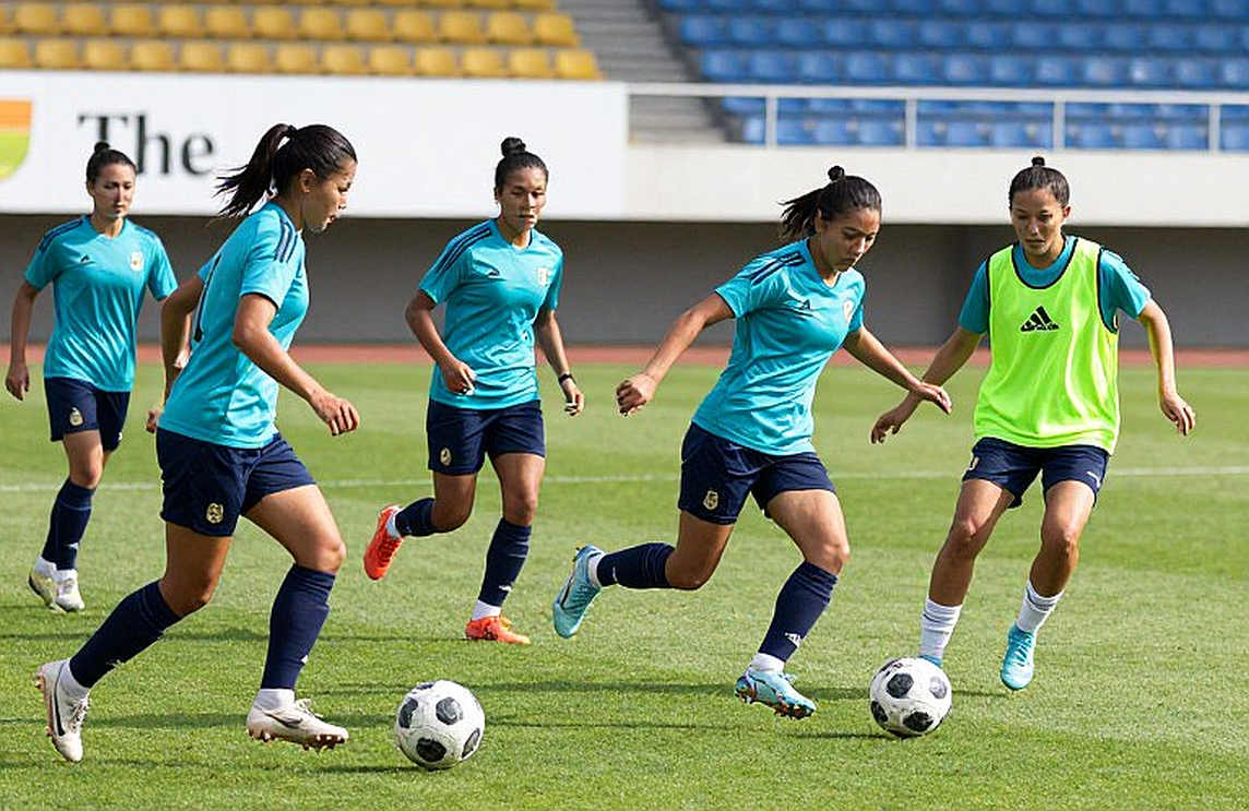 Năm 2026 của bóng đá Việt Nam: giữa sân trống và những nguồn tin chưa kiểm chứng
