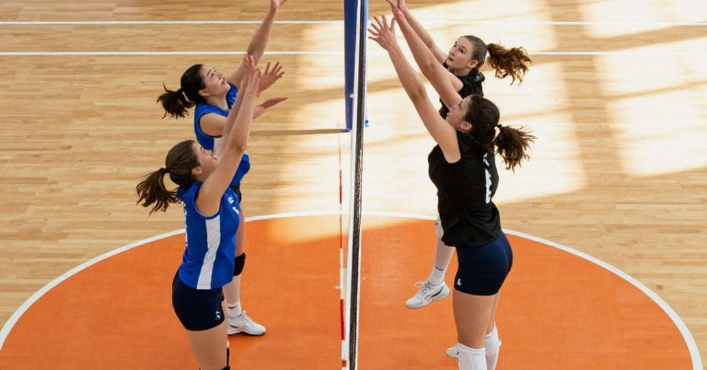 Pitt Panthers lên số 1 Power 10 sau tuần đầu toàn thắng: bàn tay của Izzy Starck và hàng thủ ít ai nhắc