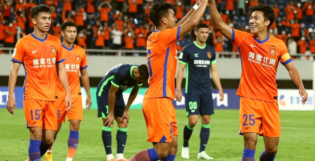 Đêm Oslo: Ramos ghi bàn, Ronaldo ngồi dự bị và cuộc chuyển giao chưa ngã ngũ Đêm Oslo: Ramos ghi bàn, Ronaldo ngồi dự bị và cuộc chuyển giao chưa ngã ngũ