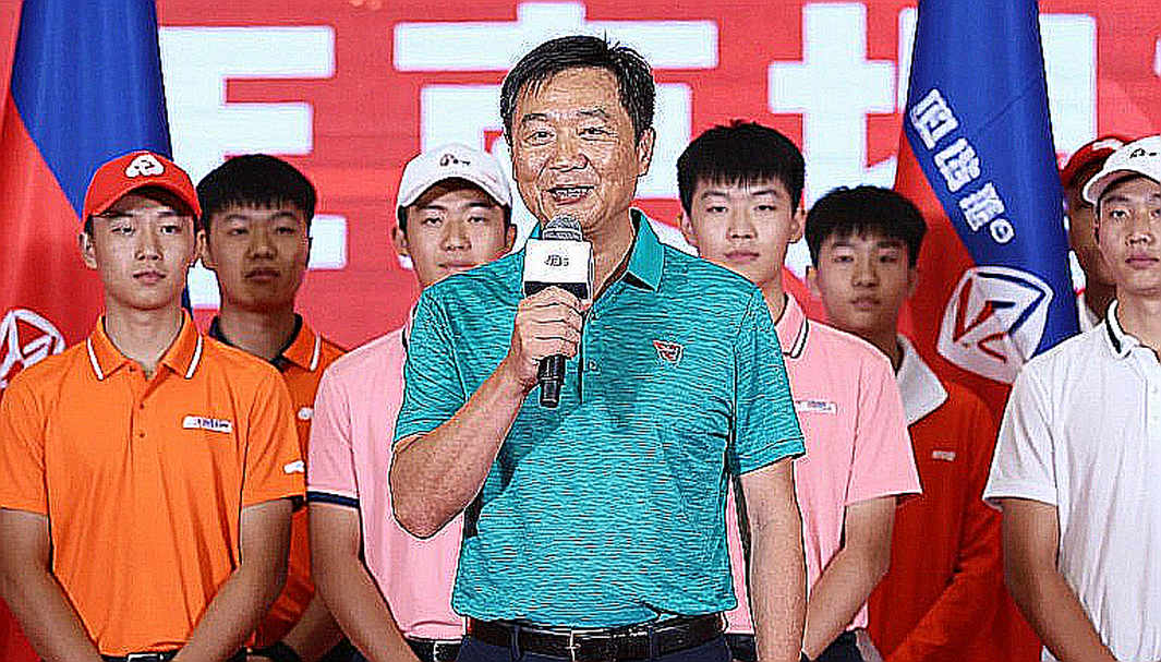 Tiger Woods vắng tên trong danh sách sơ bộ Hero World Challenge: ba dòng trống ở Albany