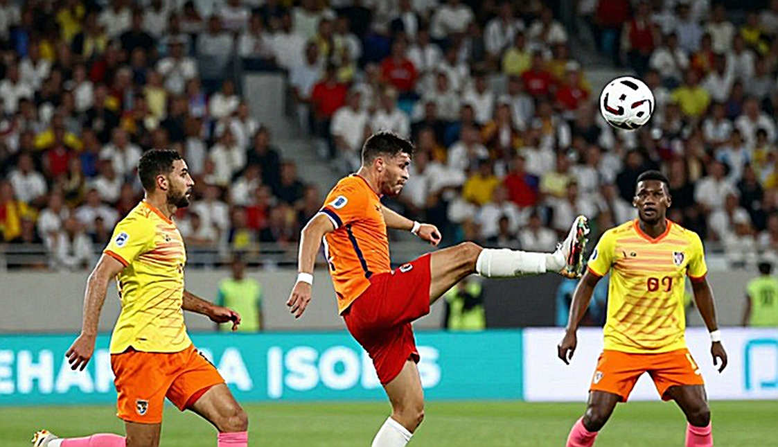 Dewa United và ngôi đầu 10 điểm: bảng xếp hạng Super League Indonesia đang giấu một trận chưa đấu