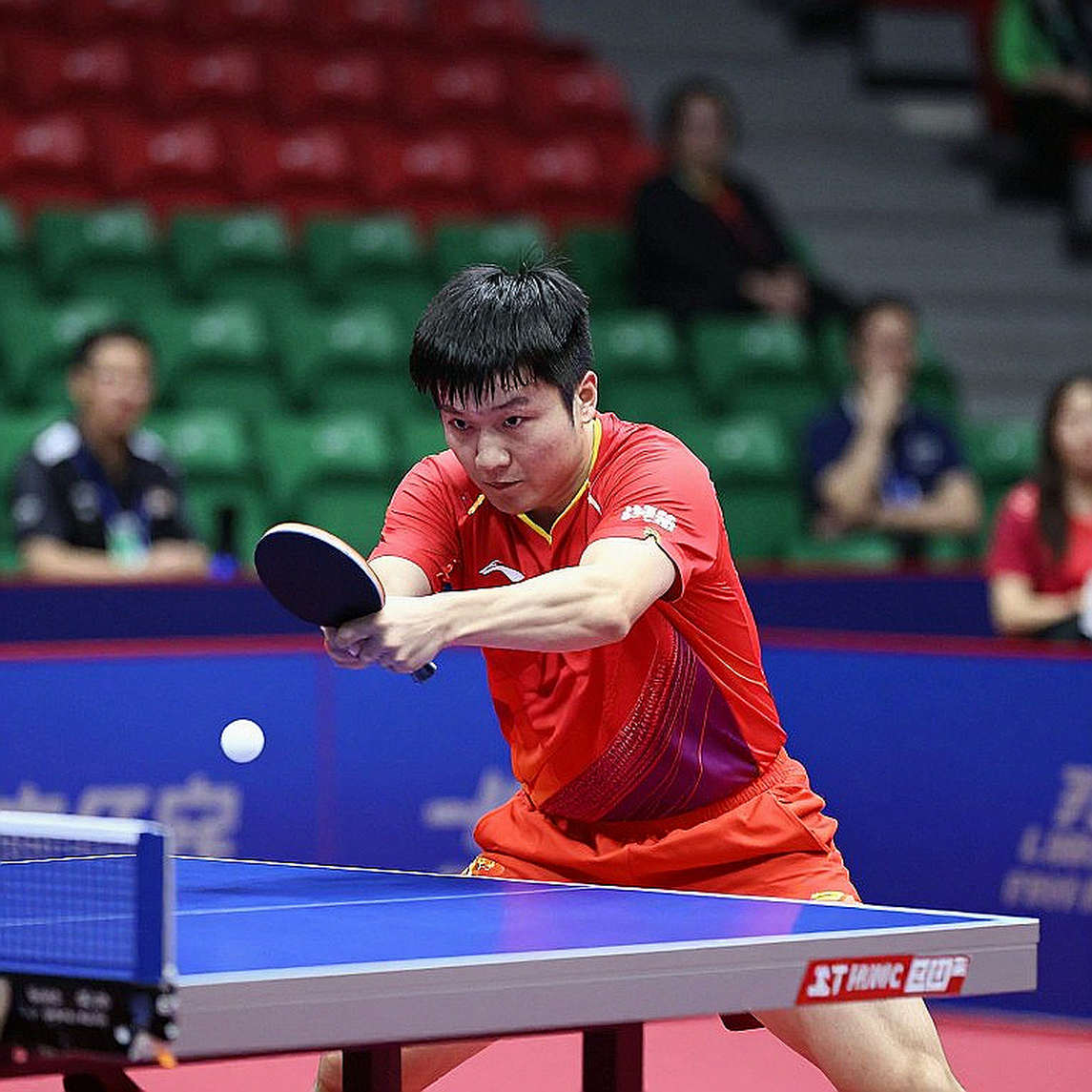 Khi tệp phân tích trống giữa kỳ chuyển nhượng: kỷ luật của người viết thể thao trước cơn bão tin đồn