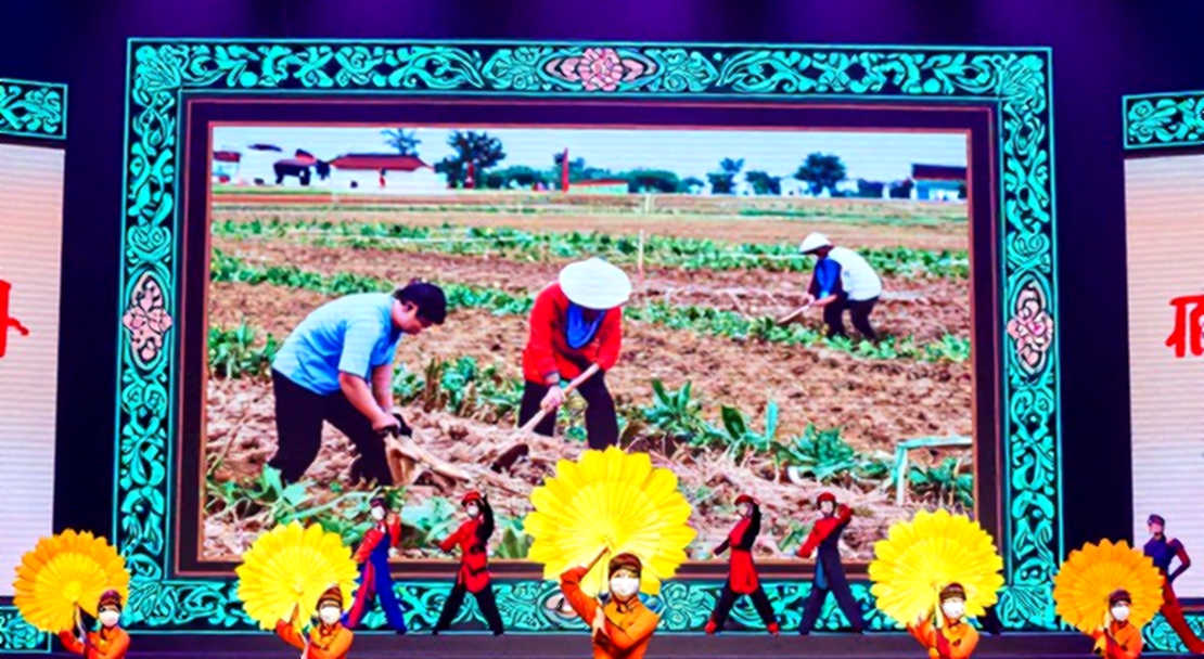 Martinete trên sàn đấu độc lập Hidalgo: khi trọng tài trở thành người nhận đòn
