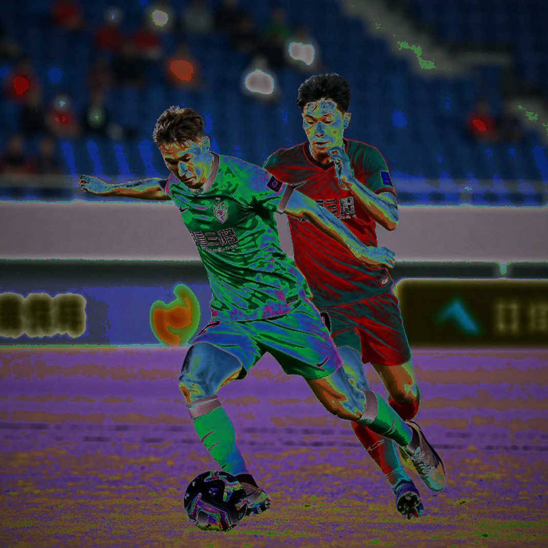 Olaha Manh Duc and the Naturalization Gamble: When V.League Decides the Fate of Vietnam's Attack