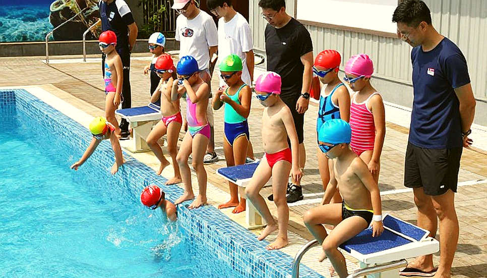Bơi lội đỉnh cao và ngôn ngữ của những khoảng lặng