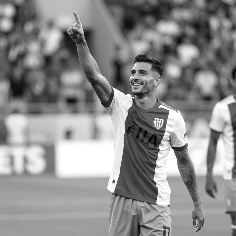 Arsenal gia hạn Emily Fox: giữ nhịp giữa mùa giải còn đang tìm tiếng