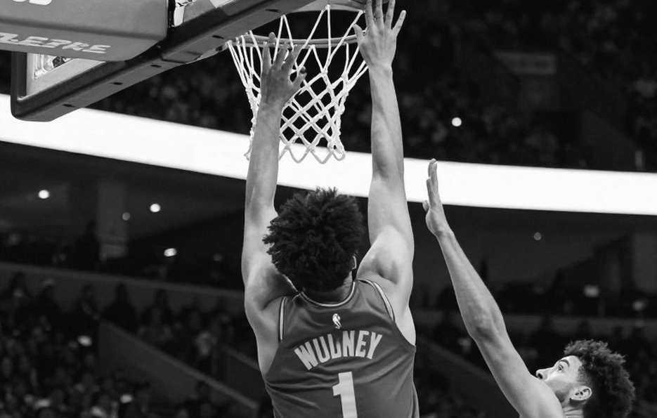 Turkish Basketball and the Double Match Week: Three Stories from Fenerbahçe, Beşiktaş and Anadolu Efes Turkish Basketball and the Double Match Week: Three Stories from Fenerbahçe, Beşiktaş and Anadolu Efes