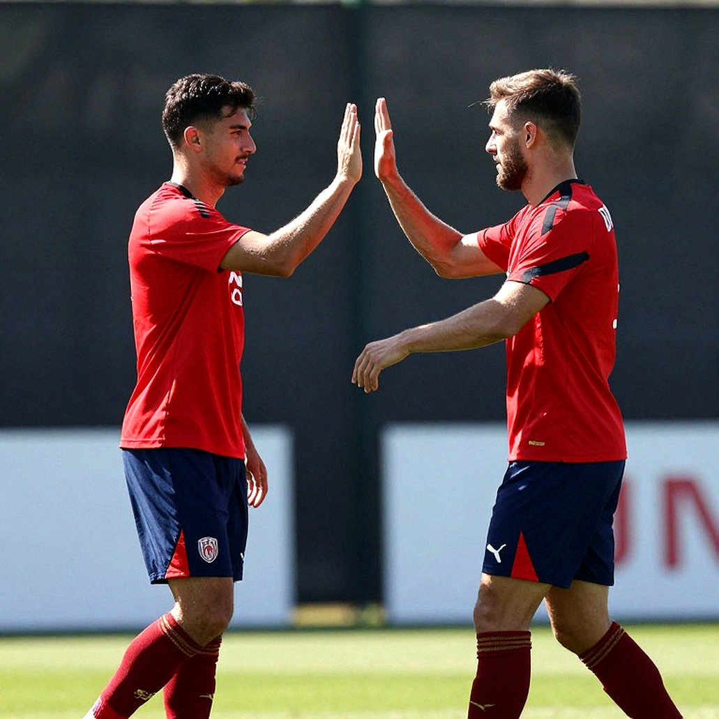 Carrick sau trận hòa Leeds: 'Chúng tôi đang đi đúng hướng, nhưng sẽ không tự mãn'
