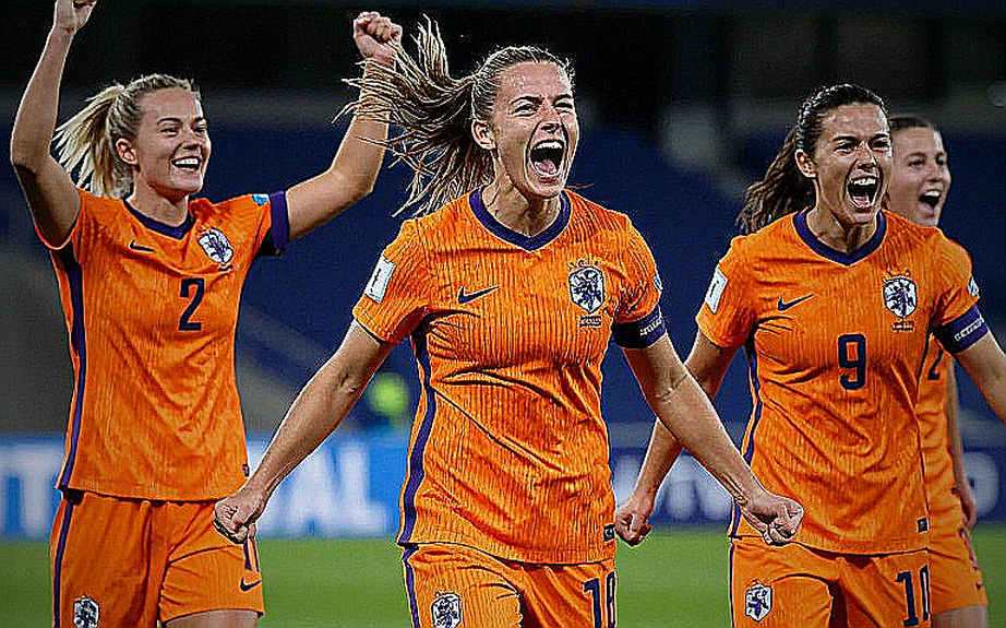 Quả phạt đền của Alexis Vega và sự im lặng bị hiểu lầm ở Nemesio Díez