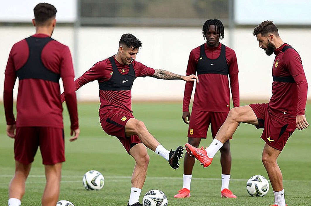 Người ngồi mòn ghế: Samuele Inacio và bản thảo chưa được viết