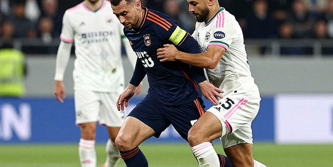 When Data is Empty: Lessons from a Football Analysis Without Content When Data is Empty: Lessons from a Football Analysis Without Content