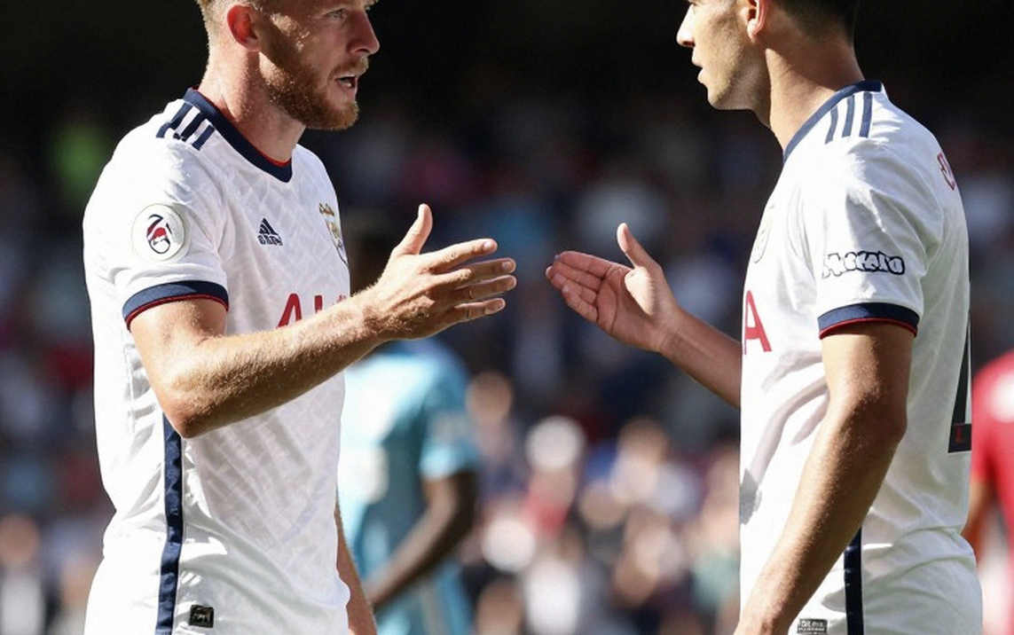 Decoding the Transfer Window: Contract Structure and Wage Bill Are the Real Signal